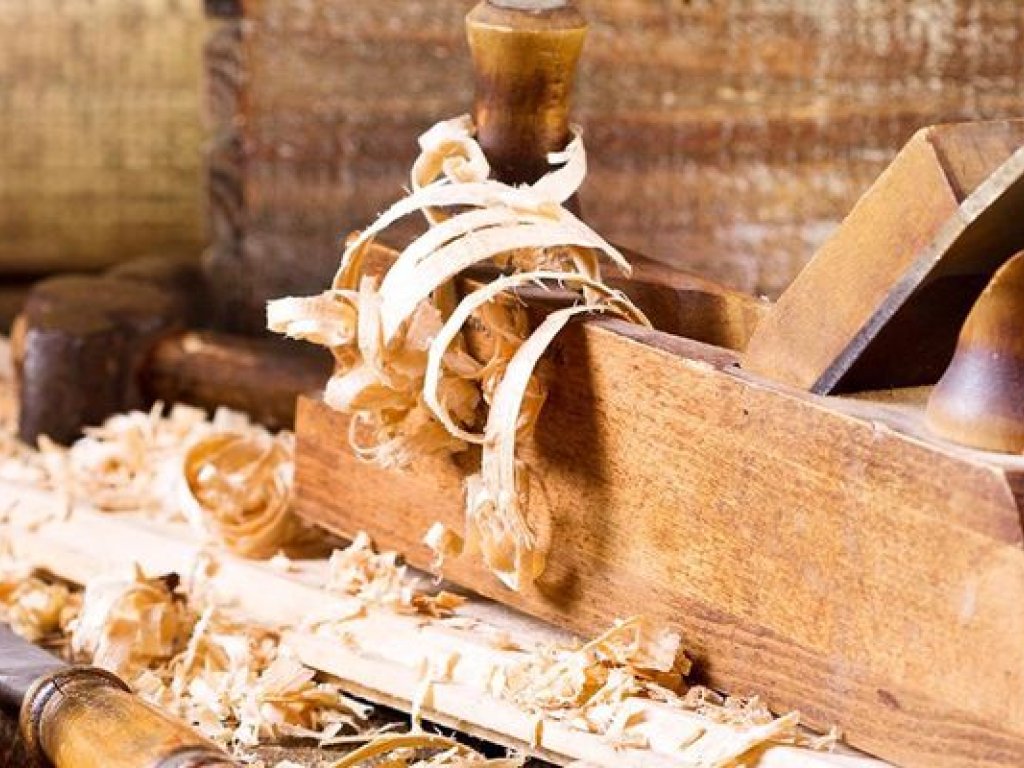 Řemeslník se dřevem